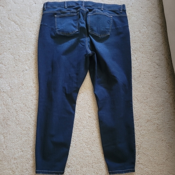 Torrid Bombshell Skinny Dark Wash Jeans - Picture 3 of 5